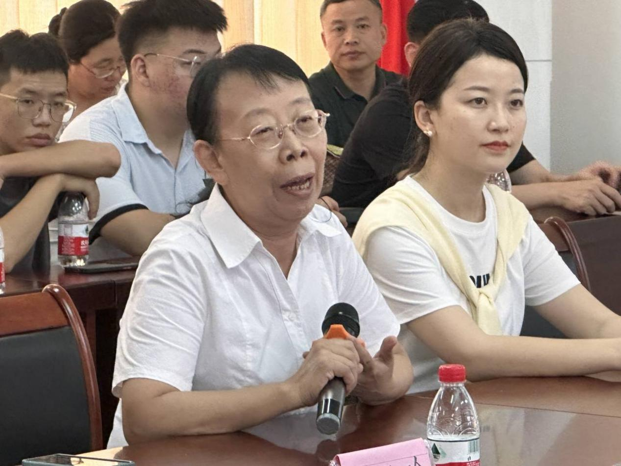 同心相连聚海师,家校共赴逐梦行 ——法学院2023级新生家长见面会