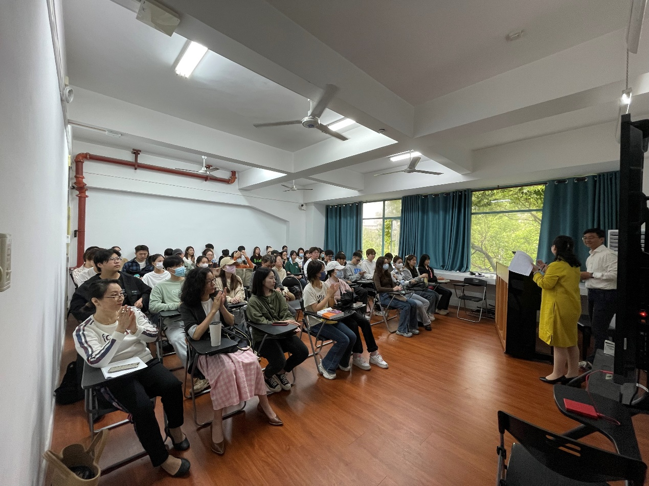上海音乐学院邹彦教授来我院交流讲学