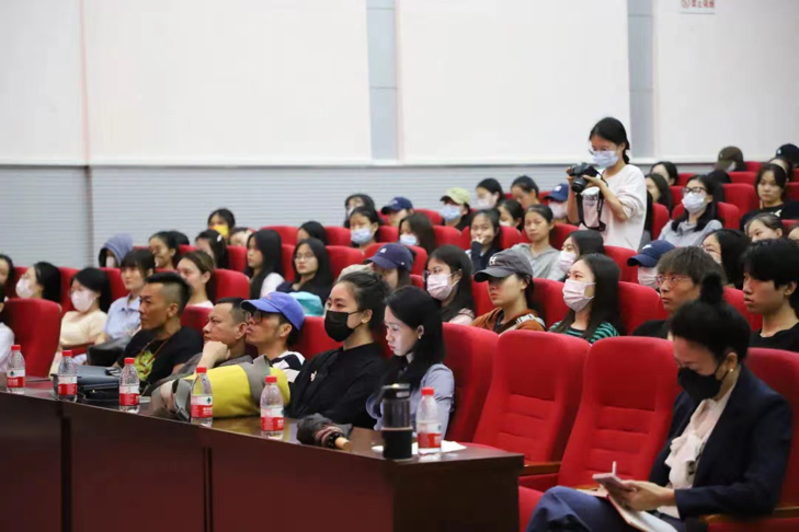 2023年音乐学院专题讲座《培根铸魂・以舞育人》