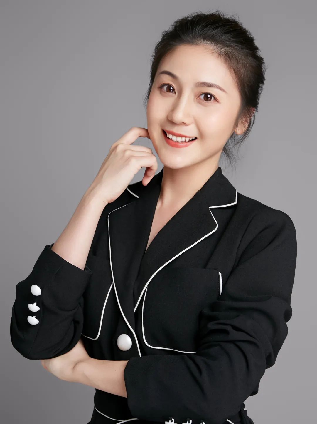 岳红英:长路漫漫,上下求索