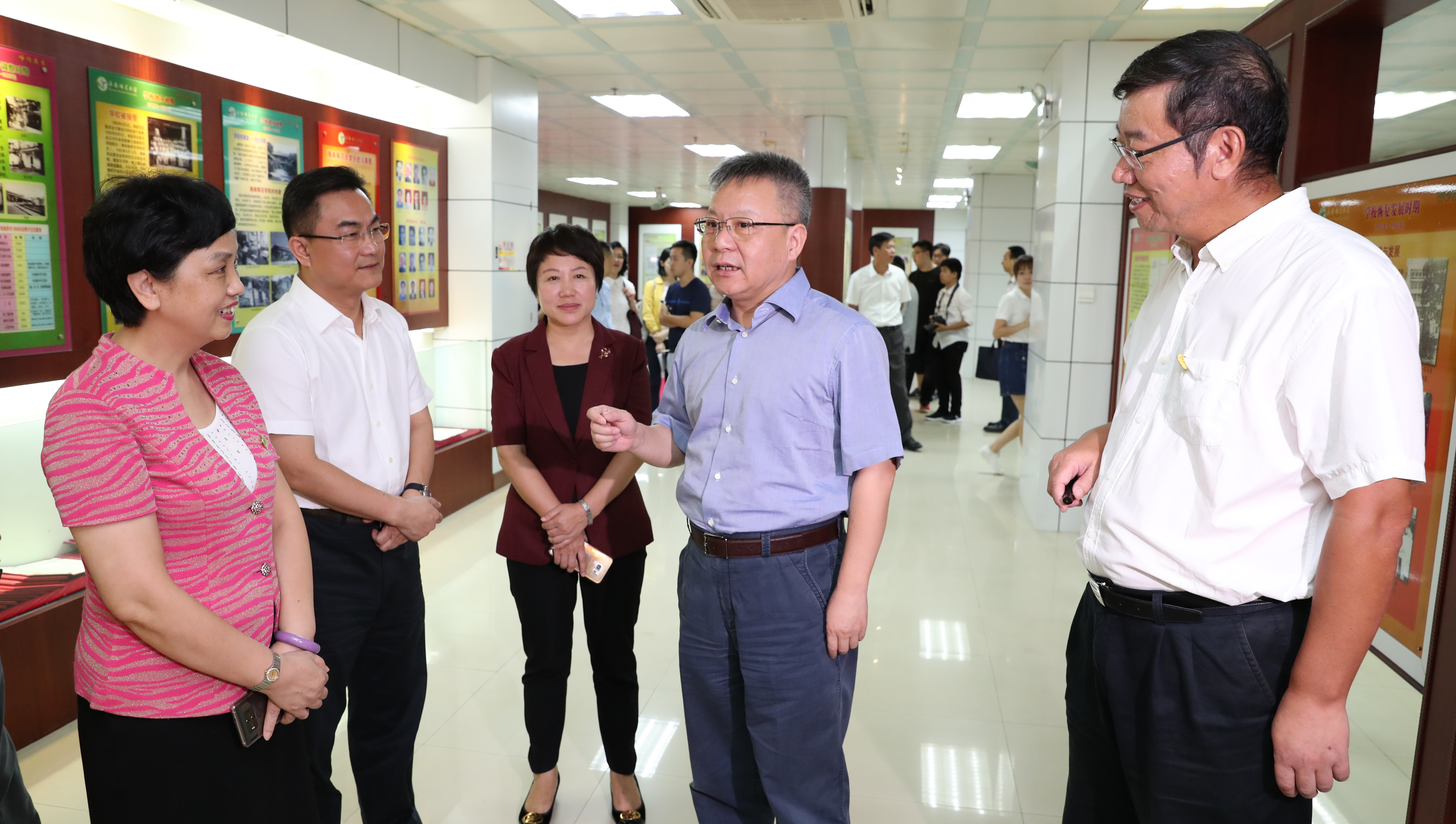 省长沈晓明来校调研寄语海师:聚焦教师教育主业,未来大有可为