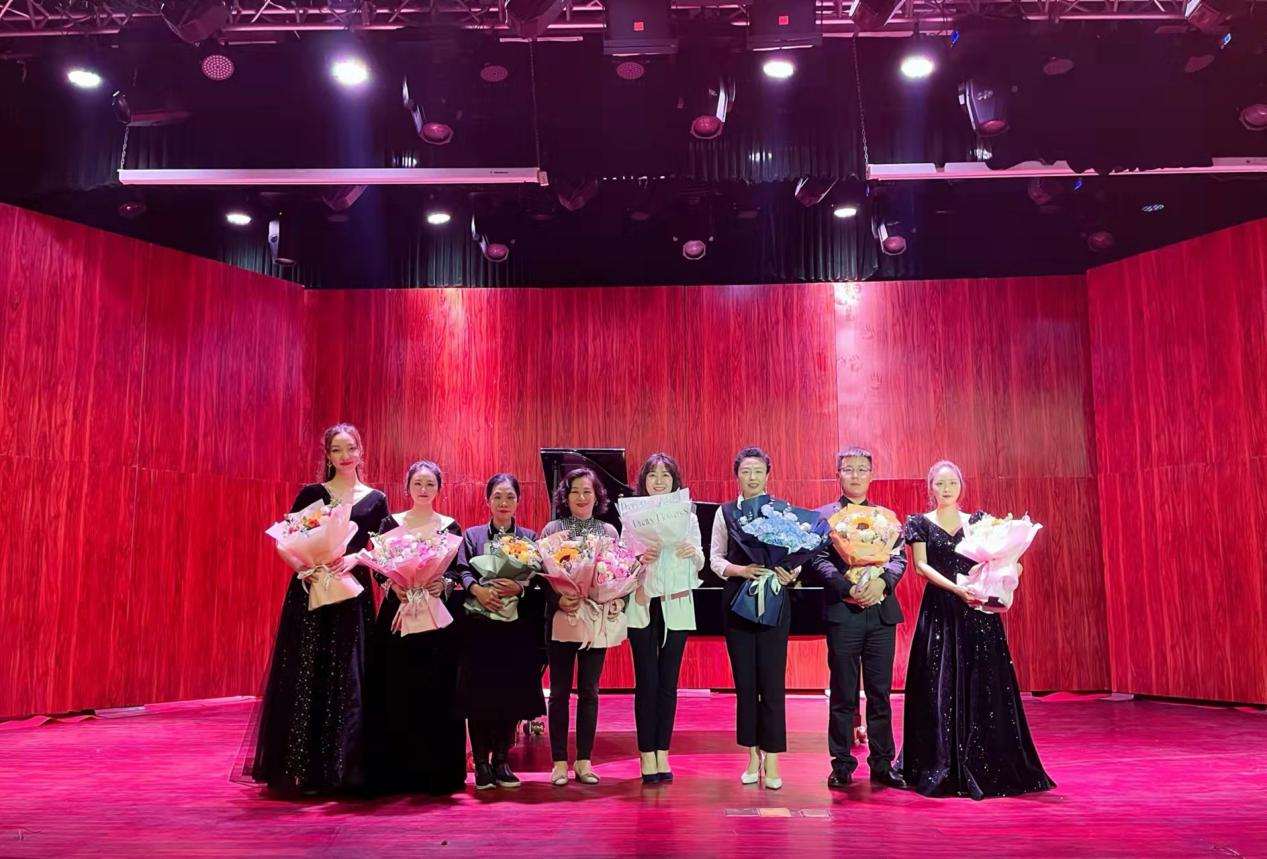 20级艺术硕士中期钢琴音乐会通讯稿